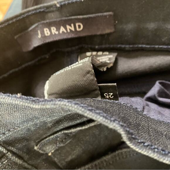 J Brand skinny leg elemental dark wash jeans - Picture 3 of 4